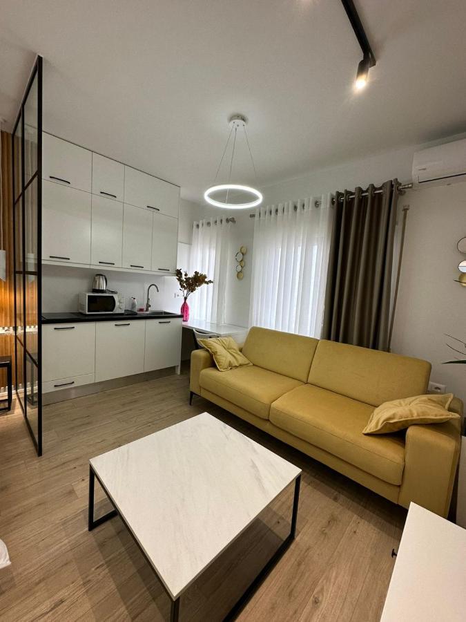 Intercontinental Apartments Tirana City Center מראה חיצוני תמונה