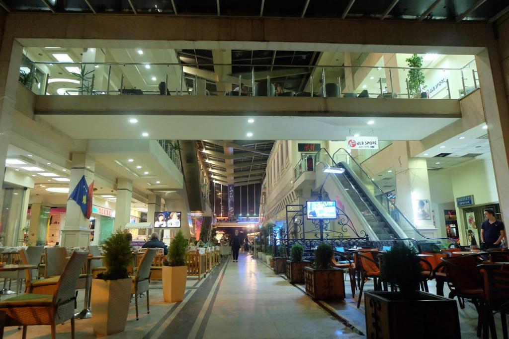 Intercontinental Apartments Tirana City Center מראה חיצוני תמונה